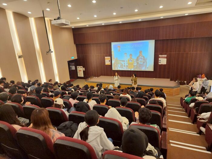 2026搭起英語學習橋樑: 支持學生邁向美國大學英語學習機會圖片
