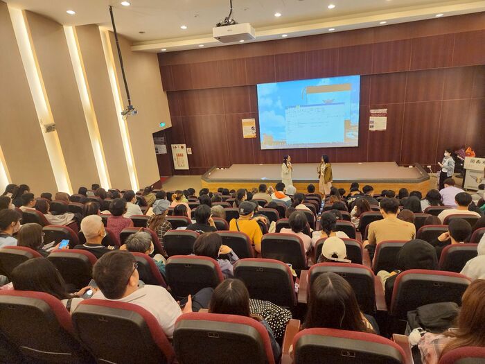 搭起英語學習橋樑： 支持學生邁向美國大學英語學習機會(通識教育中心)圖片